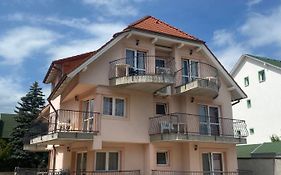 Abigel Apartmanhaz