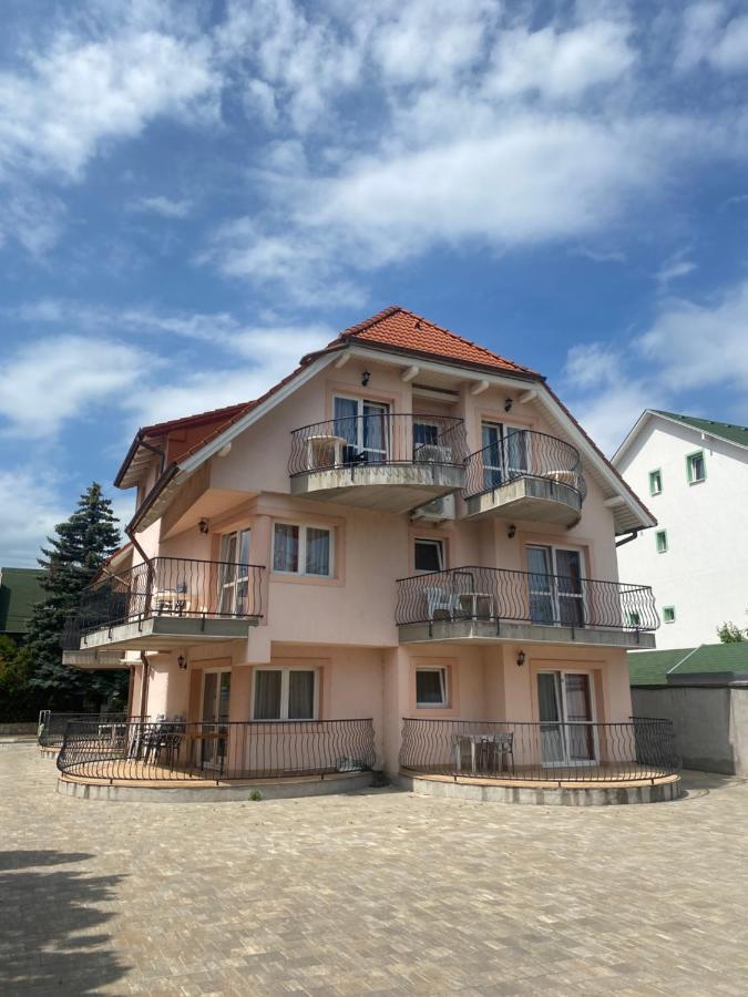 Abigel Apartmanhaz Balatonfüred Exteriér fotografie